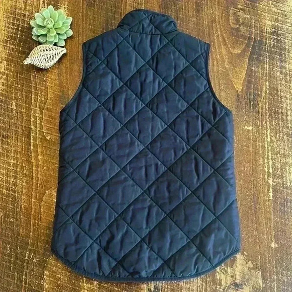 J. Crew Mercantile | Black Quilted Puffer Vest - Picture 2 of 6